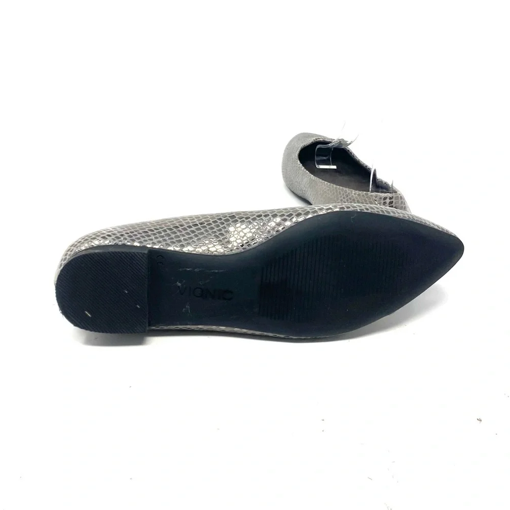 Vionic Flats - Picture 3 of 7